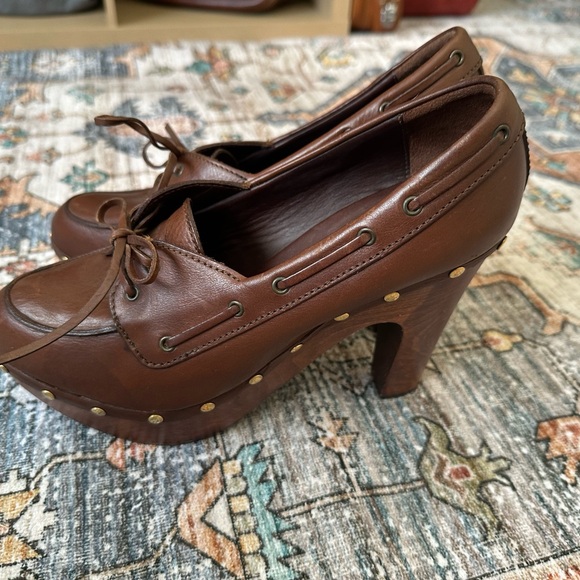 Ralph Lauren Purple Label Brown Mules with Gold Studs - Picture 3 of 9